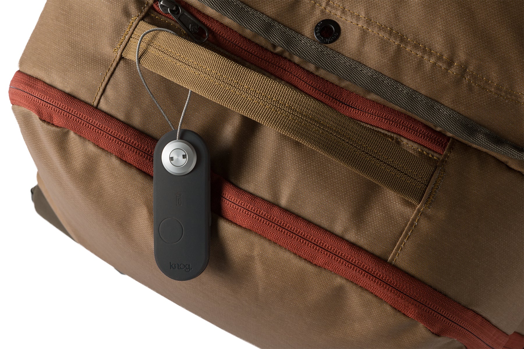 knog-scout-travel-smart-luggage-tag-apple-find-my-compatible-85db-alarm image 6