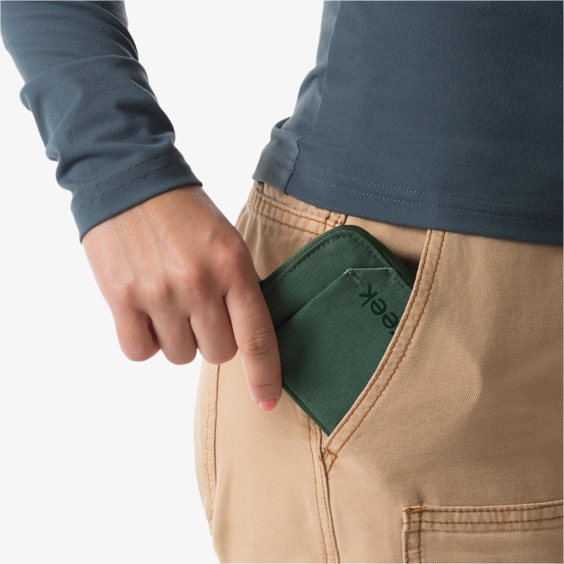 eagle-creek-stash-rfid-zip-wallet image 8