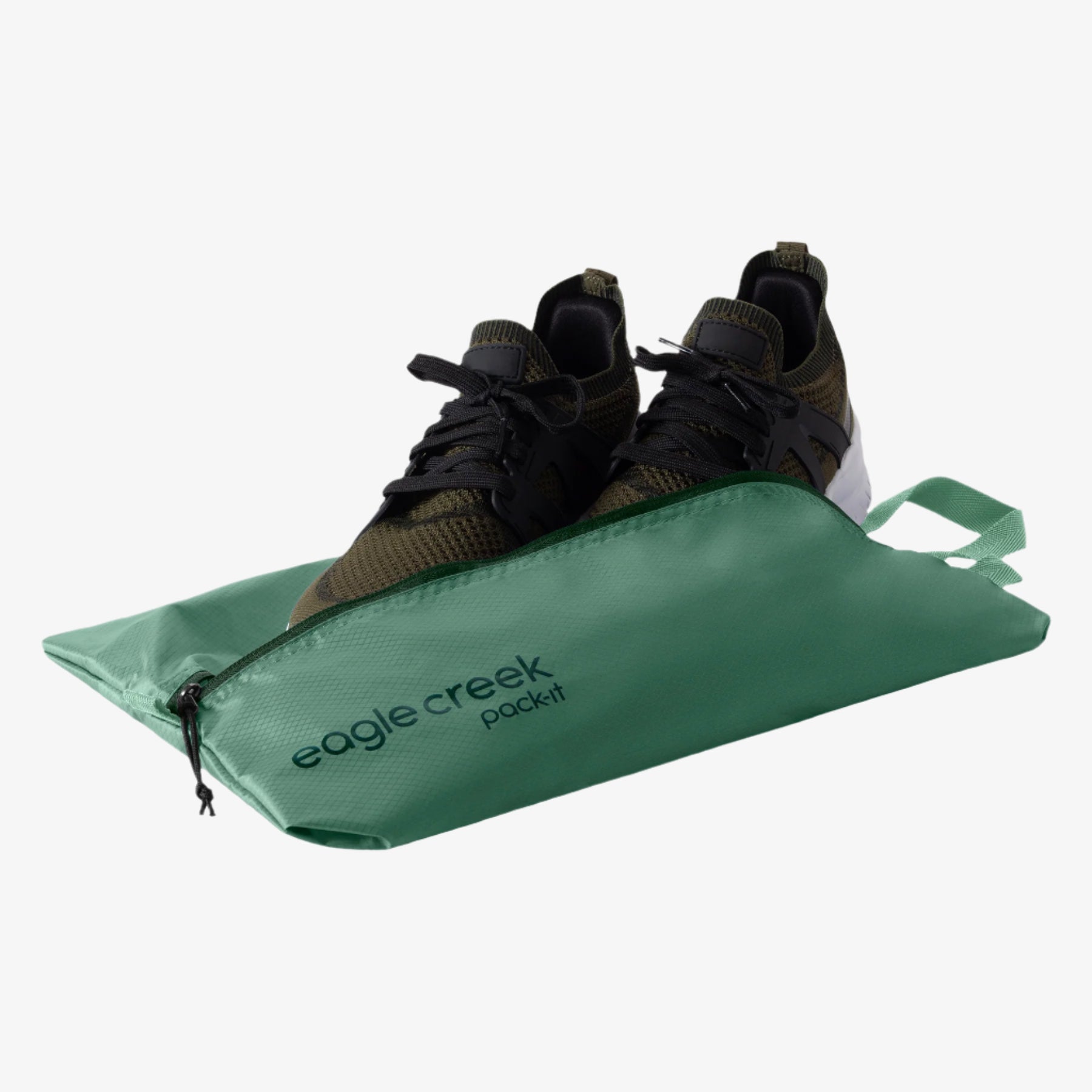 eagle-creek-pack-it-isolate-shoe-sack-water-resistant-shoe-bag-for-travel image 3