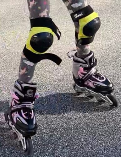 Nice skates, but laces come untied